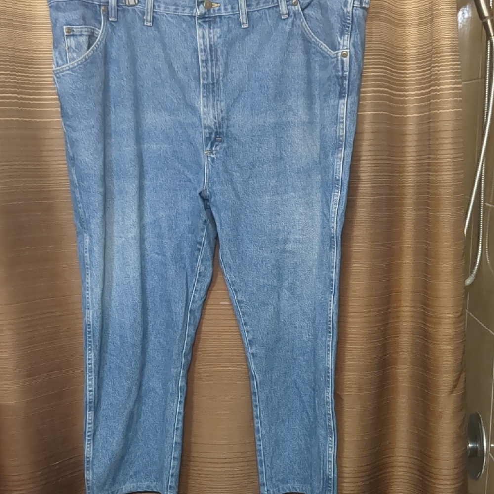 Wrangler Men's Relaxed Light Blue Denim Jeans Size 48x30